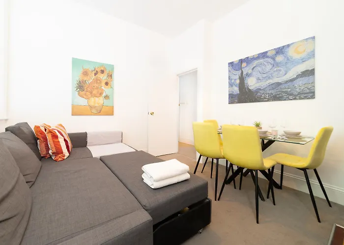 Cozy Apartment In The Heart Of Fulham, London